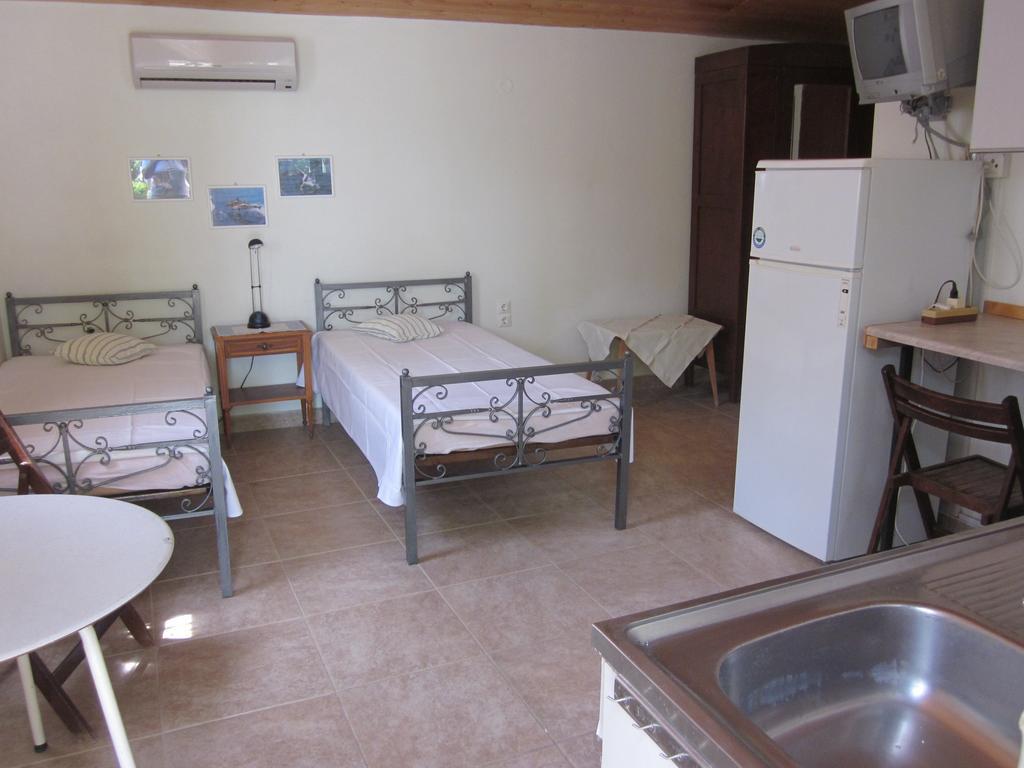 Tina Rooms Gialtra Phòng bức ảnh